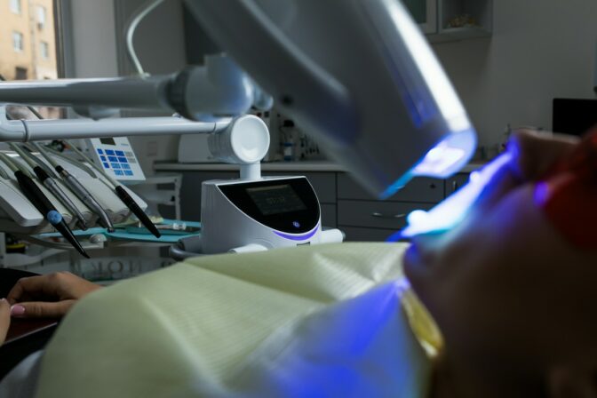 Czego unikać po zabiegu wybielania zębów?