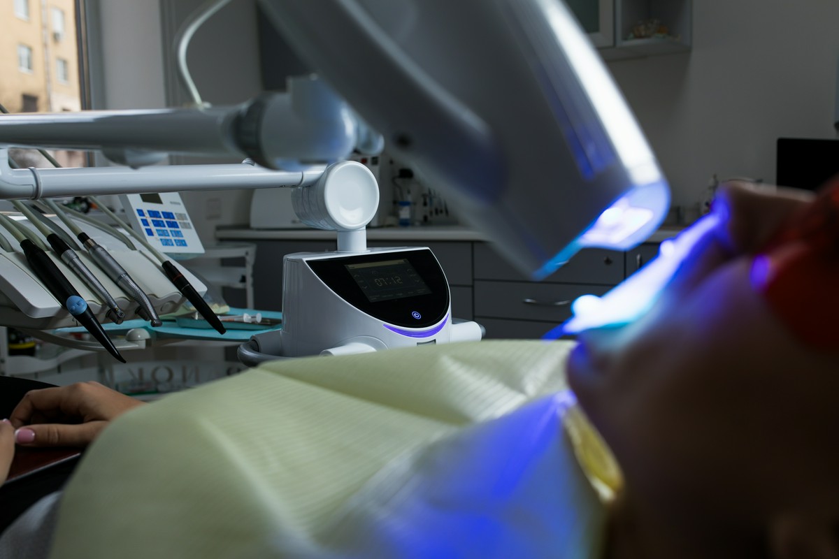 Czego unikać po zabiegu wybielania zębów?