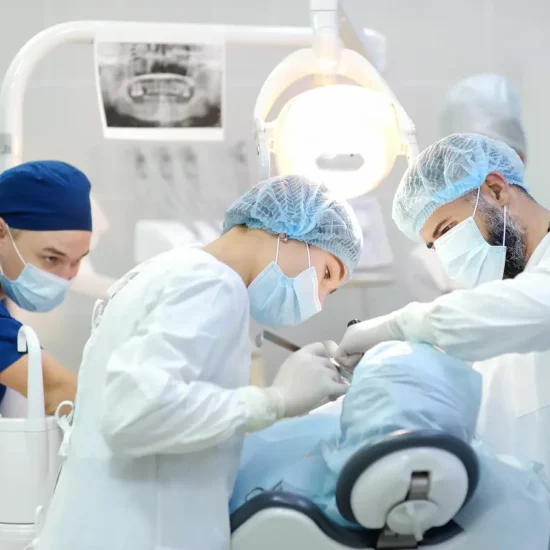 Jak przygotować się do zabiegu z zakresu chirurgii stomatologicznej?